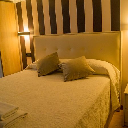 Alojamientos Rooms Catamaran Castro Urdiales Exterior photo