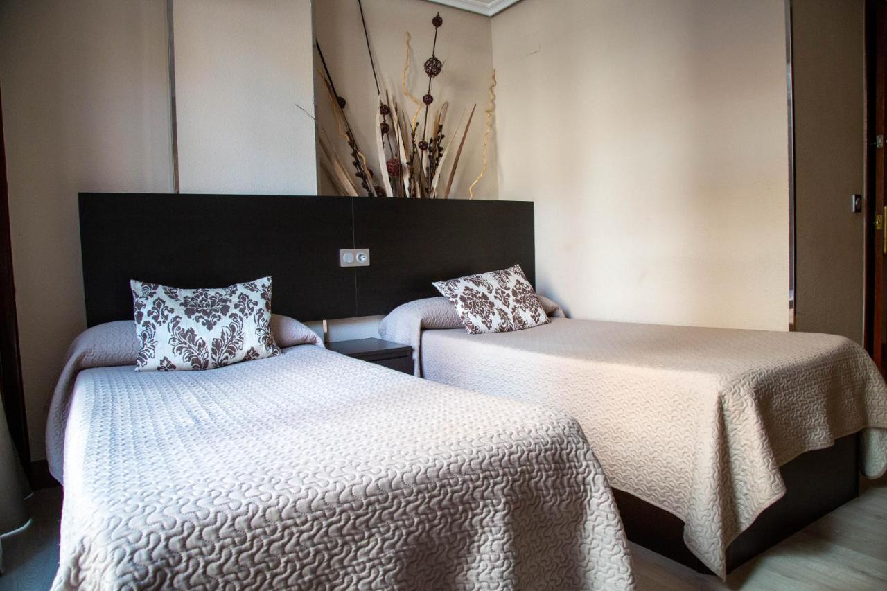 Alojamientos Rooms Catamaran Castro Urdiales Exterior photo